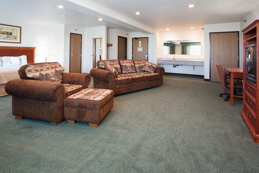 Country Inn & Suites By Radisson, Sidney, Ne Exteriör bild