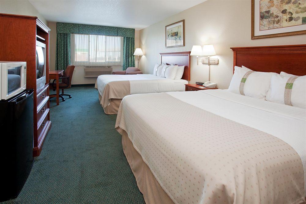 Country Inn & Suites By Radisson, Sidney, Ne Rum bild