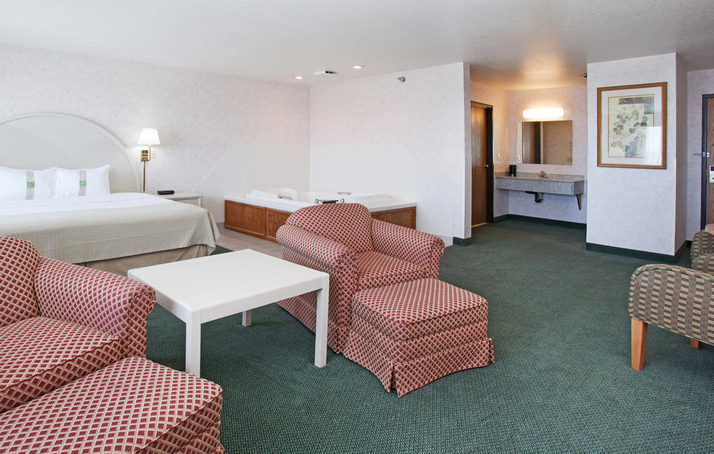 Country Inn & Suites By Radisson, Sidney, Ne Rum bild